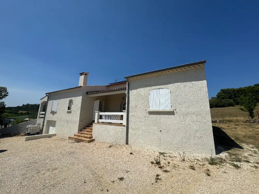 Façade et terrasse rénovées après reprise en sous œuvre par micropieux